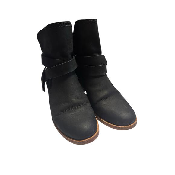 UGG Elora Black Leather Ankle Boots – Size 7 (EUC) Cowgirl WesternBoho FallBoots - Picture 2 of 9